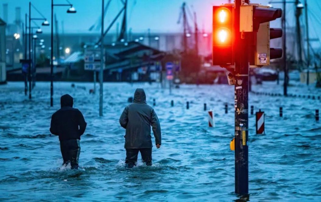 Nevreme širom Evrope – priobalni gradovi poplavljeni, reke nosile delove puta i mostove