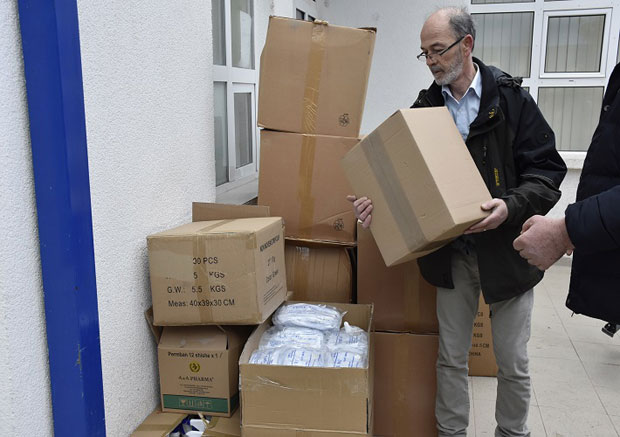 Paketi pomoći za socijalno ugrožene porodice u Gračanici, Lipljanu i Kosovu Polju