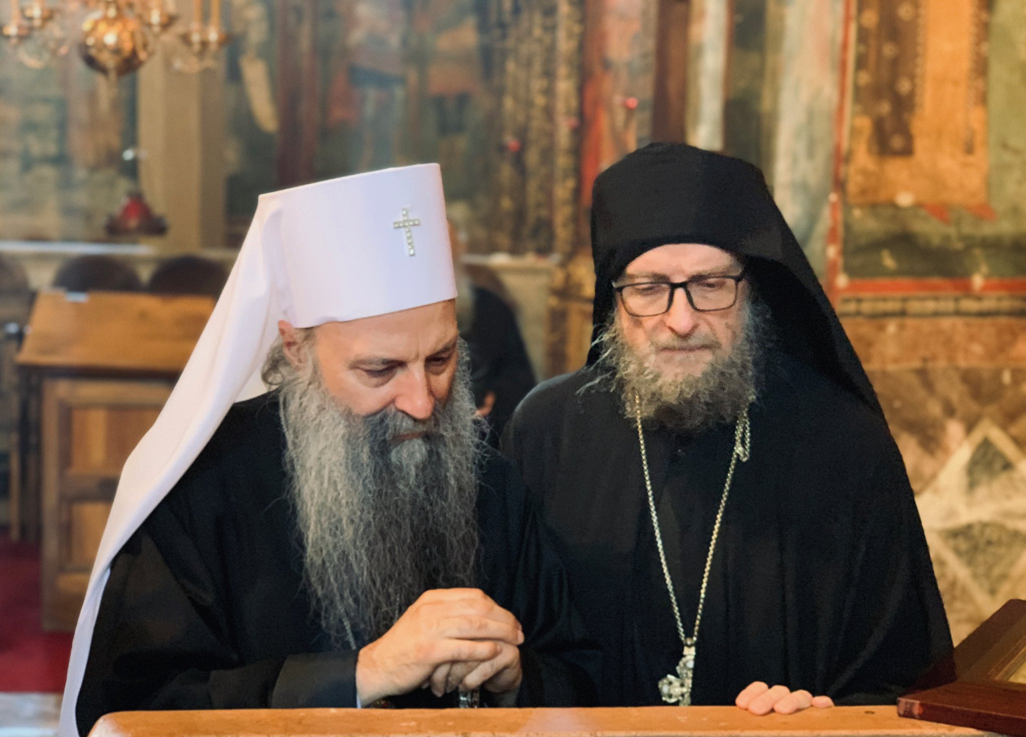 Visoki Dečani nakon posete patrijarha Porfirija: Neophodna zaštita svetinja SPC