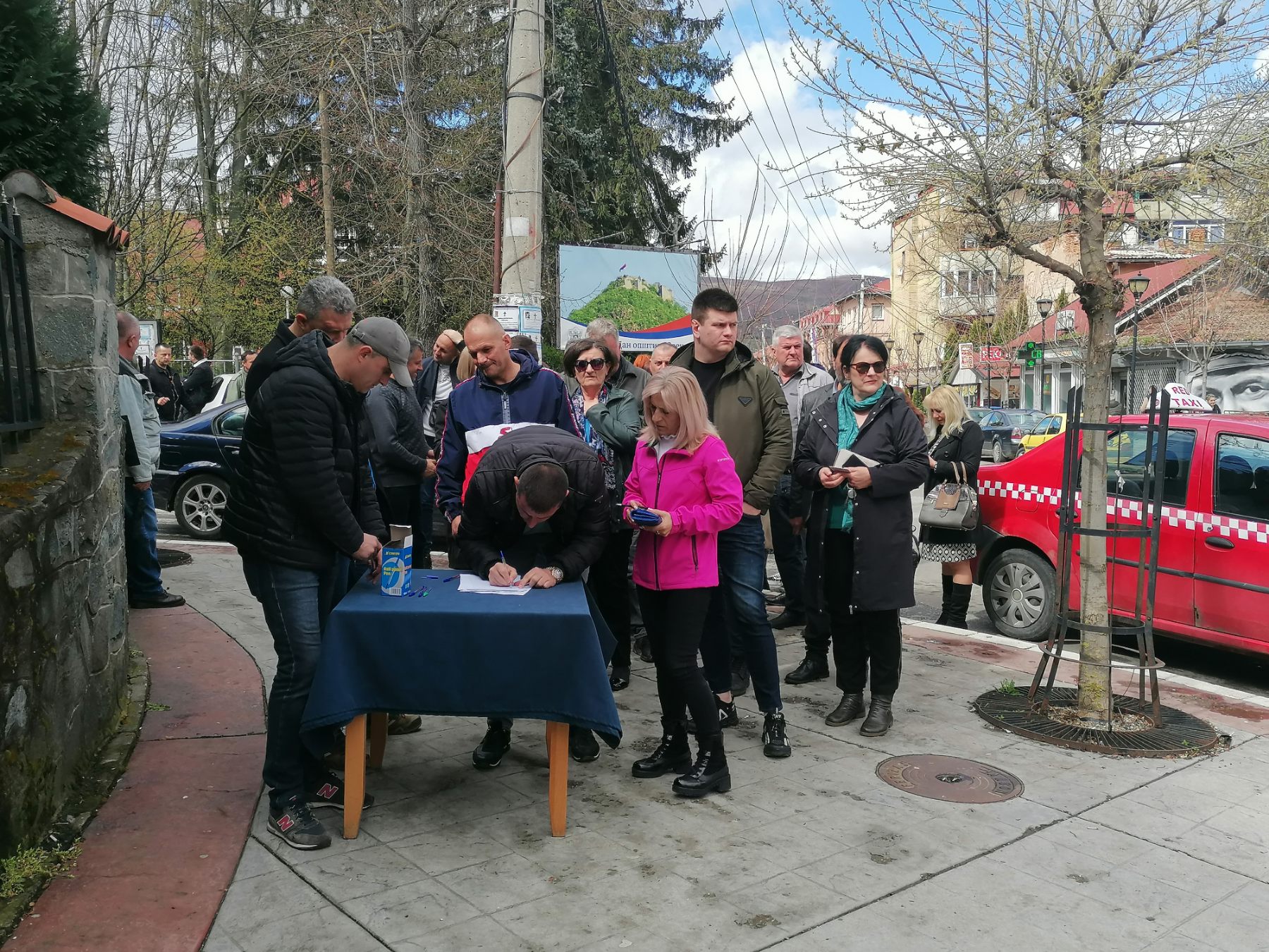 U sve četiri srpske opštine nastavljeno potpisivanje peticije za povlačenje ROSU specijalaca sa severa KiM
