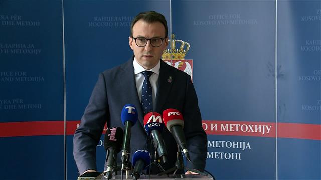 Petković će u 14 časova održati vanrednu konferenciju za medije 