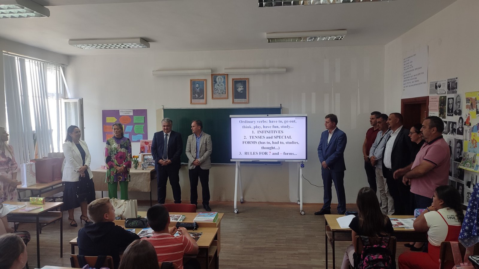 Osnovnim školama u Zvečanu,  Kosovskoj Mitrovici i Zubinom Potoku uručene donacije Telekoma