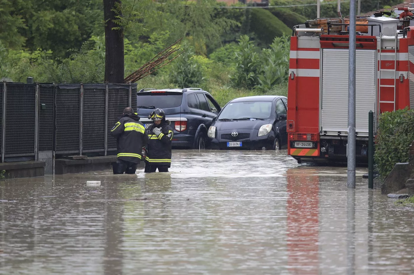 Najmanje osam žrtava poplava u Italiji, hiljade evakuisano 