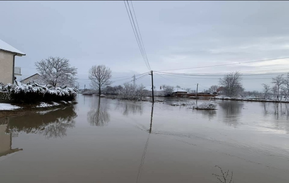 Poplavljena pojedina domaćinstva u Kuzminu