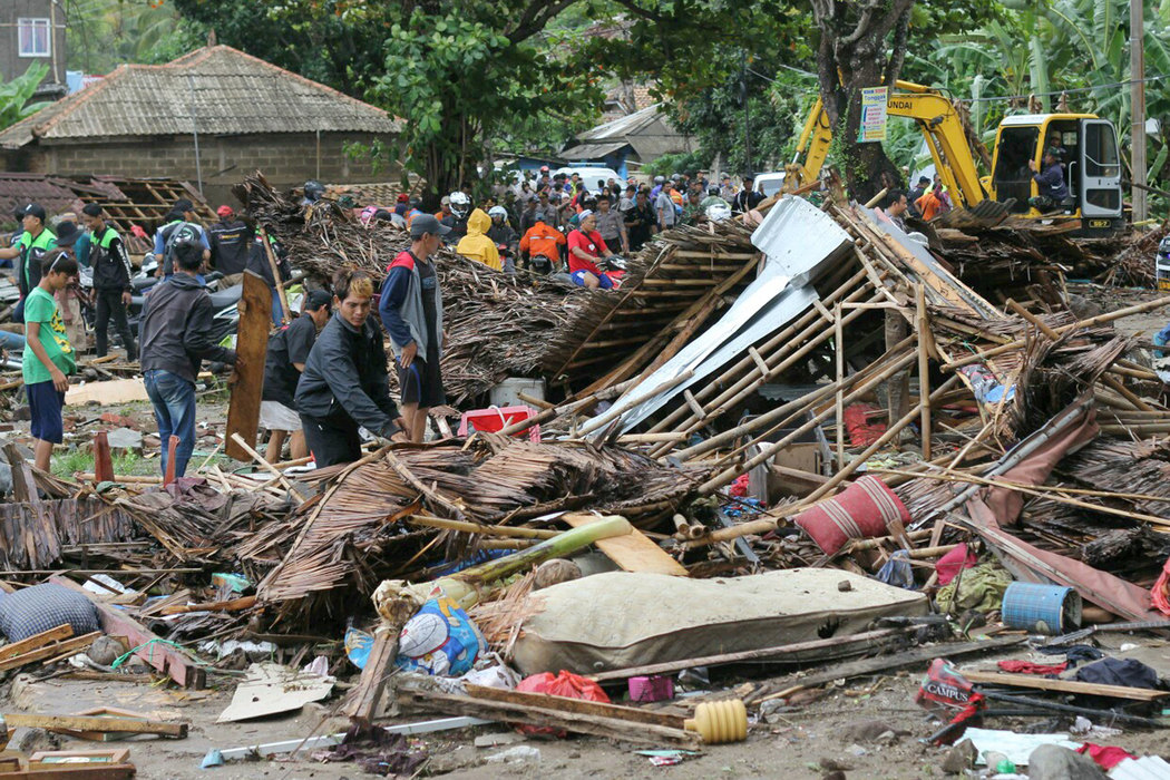 Cunami u Indoneziji, više od 220 poginulih