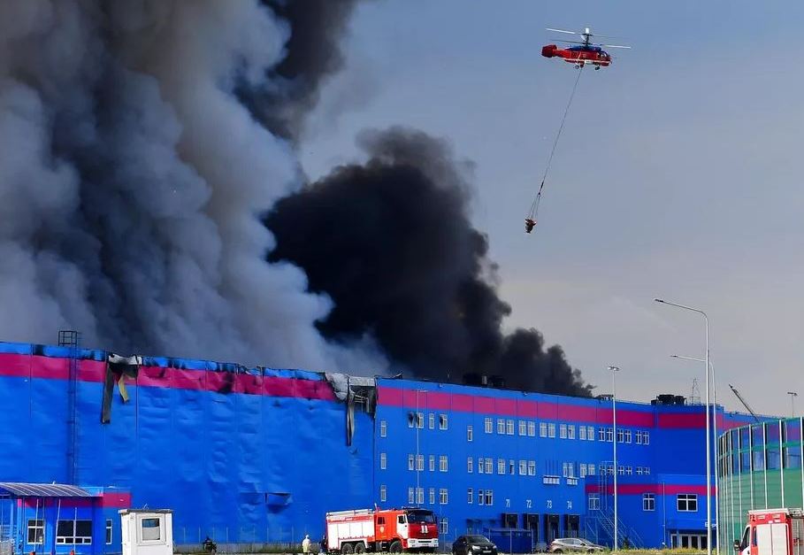 Najmanje jedna žrtva i 13 povređenih u požaru u Rusiji