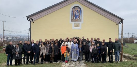 Obeležena hramovna slava u Belom Polju kod Peći