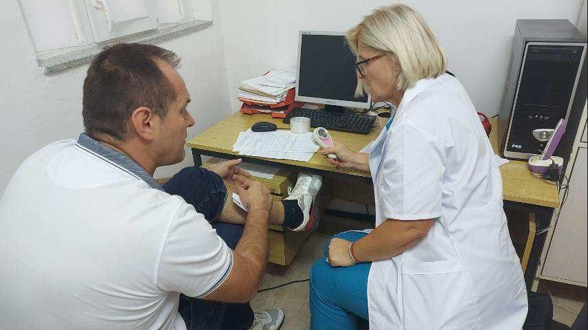 Lekari iz Domova zdravlja sa centralnog Kosova i ovog meseca u ispomoć kolegama u Velikoj Hoči