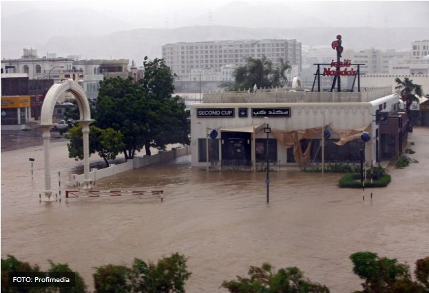 Tropski ciklon pogodio Oman, poginule najmanje tri osobe