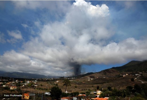 Vulkan privremeno omeo vazdušni saobraćaj na Tenerifima