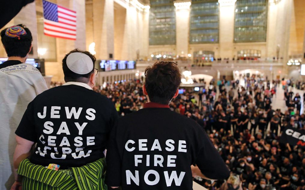 Demonstracije njujorških Jevreja, traže prekid napada na Pojas Gaze