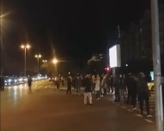 Protesti u više gradova Crne Gore i sinoć zbog zakona