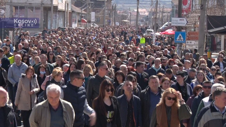 Srbi sa protesta u Gračanici: Ne želimo da budemo građani drugog reda