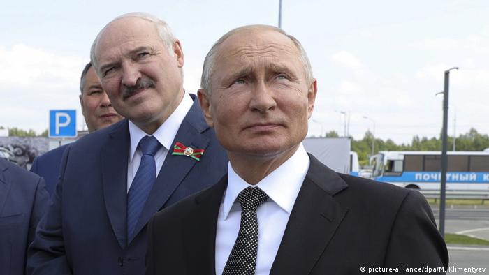 Putin sa Lukašenkom: Kijev da razgovara sa Donbasom što pre