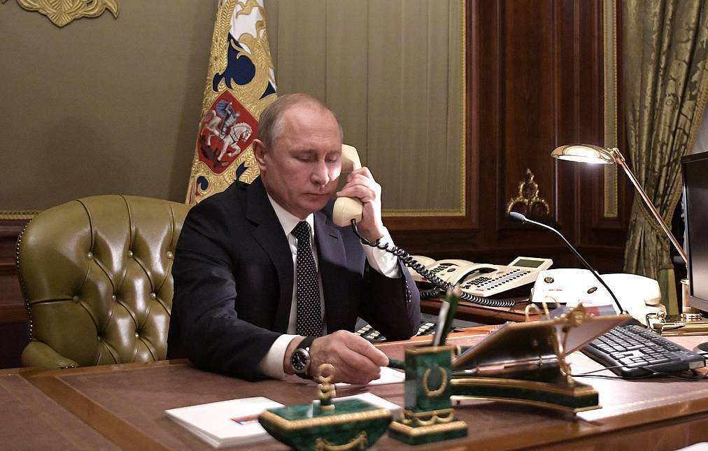 Danas telefonski razgovor Vučića i Putina