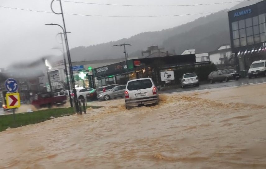 Poplave u Pećkom okrugu