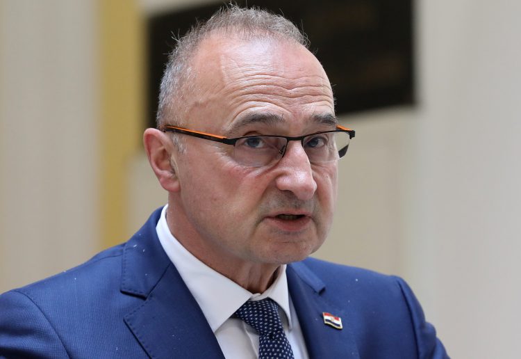 Šef hrvatske diplomatije optužuje srpske vlasti za provokaciju