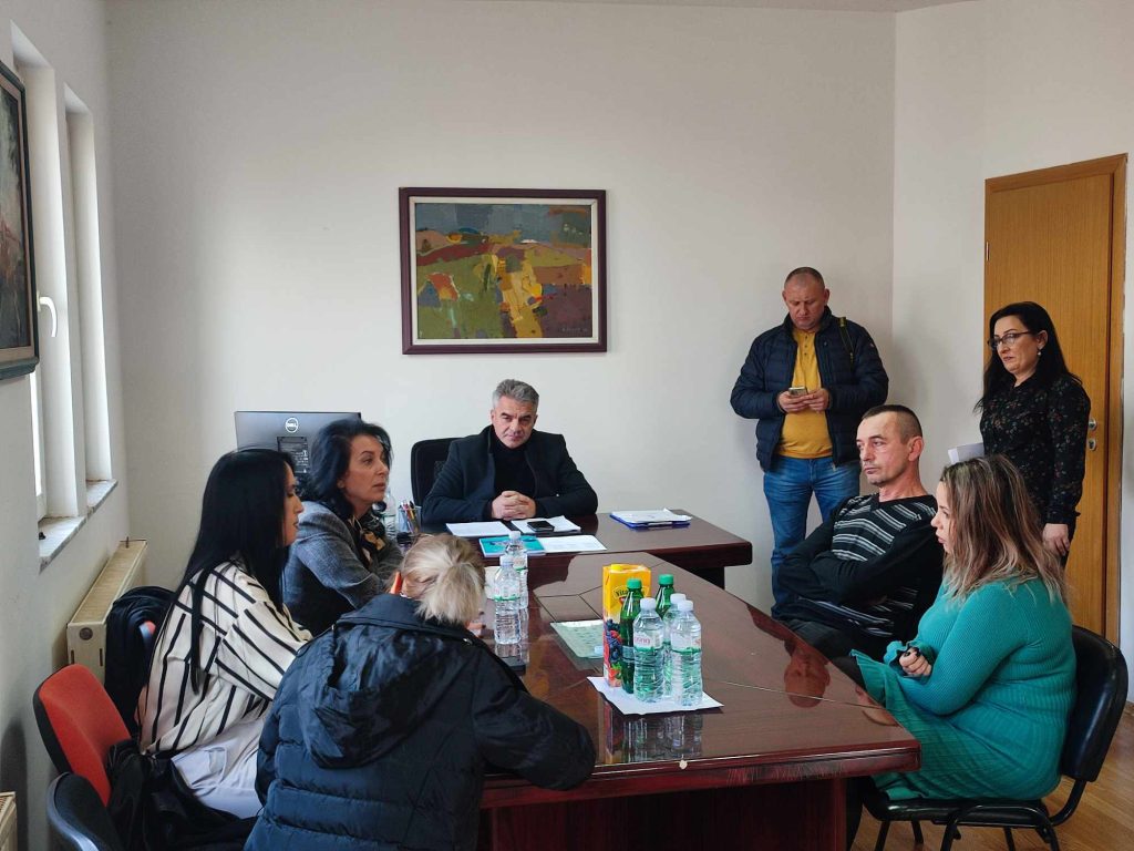 Šubarić sa radnicima RTV Gračanica o izazovima sa kojima se susreće ova medijska kuća
