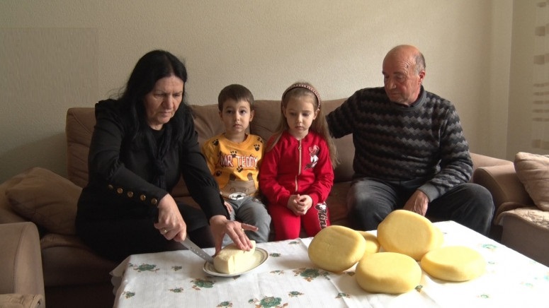 Iskustvo porodice Nikolić: Lekovito bilje sa Šar planine presudno za jedinstven ukus čuvenog sira
