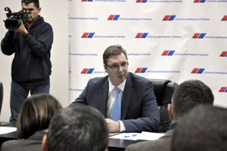 Sastanak užeg rukovodstva SNS sa Vučićem, tema izbori