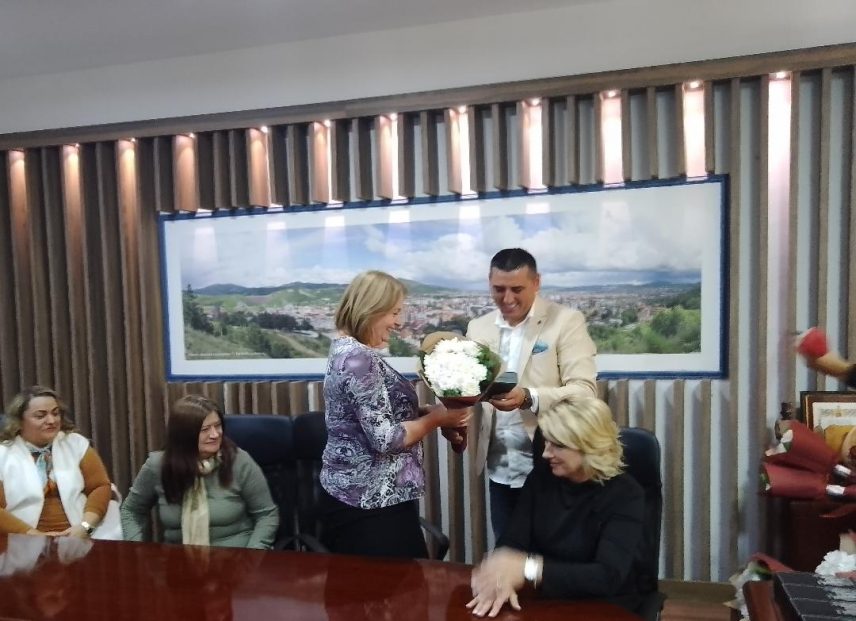 Prijem povodom Svetskog dana učitelja u Opštini Kosovska Mitrovica: Naš posao je privilegija 