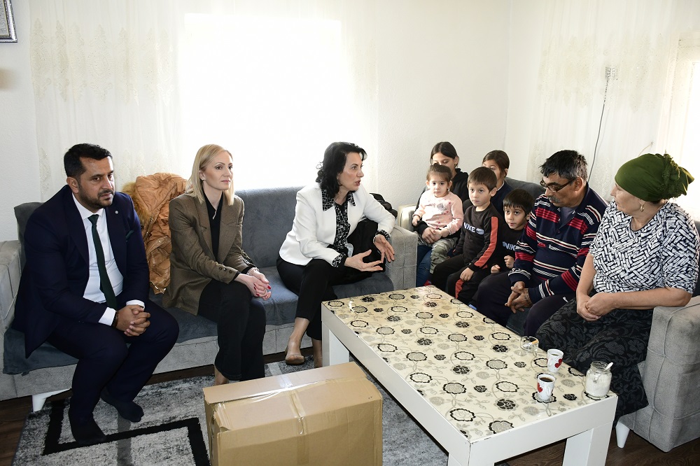 Šubarić tokom posete porodici Ćekatoli: Nastavljamo brigu o svim zajednicama