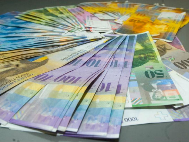 Šta banke nude zaduženima u švajcarcima?