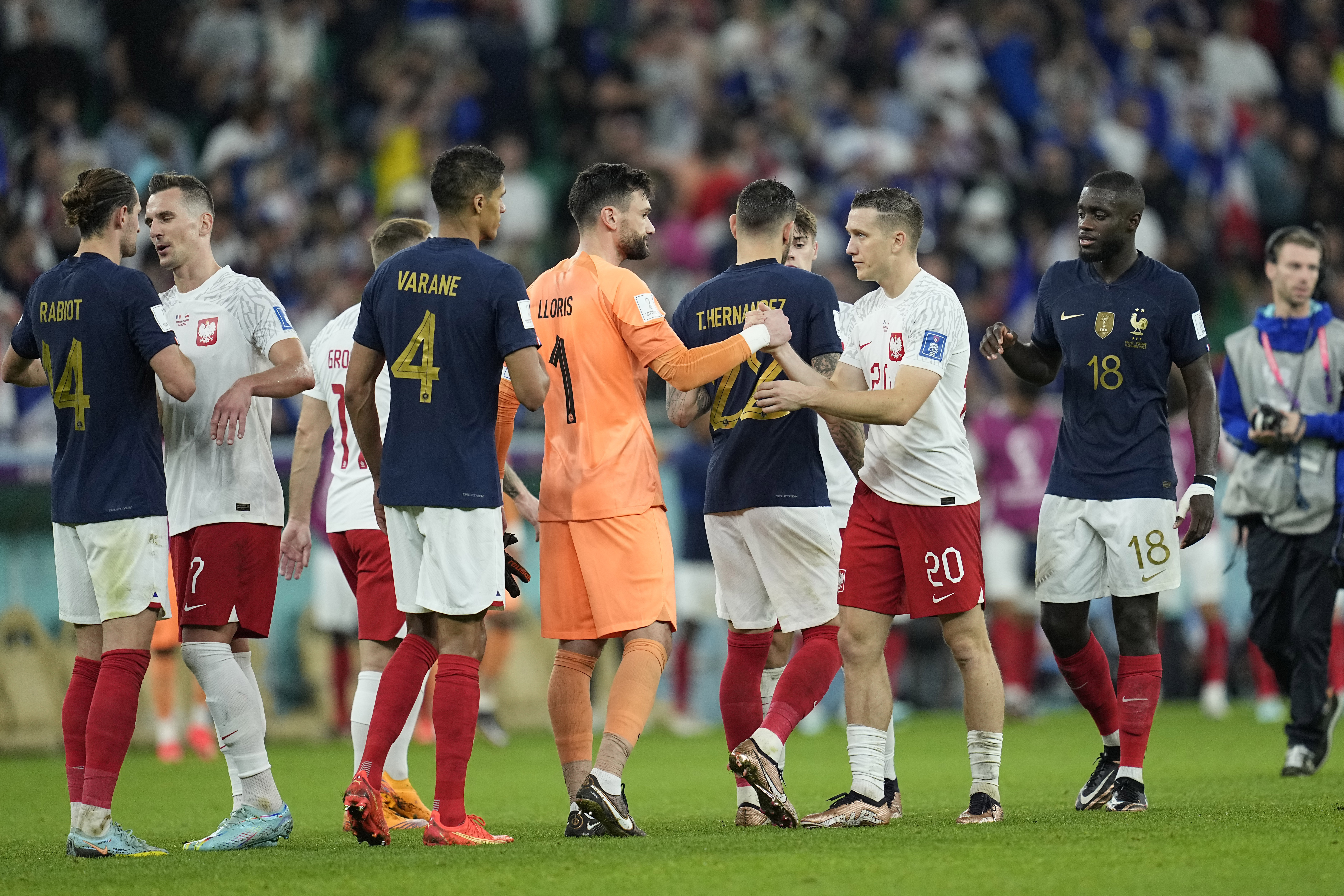 Poljska nemoćna, Žiru i Mbape odveli Francusku u četvrtfinale SP u Kataru