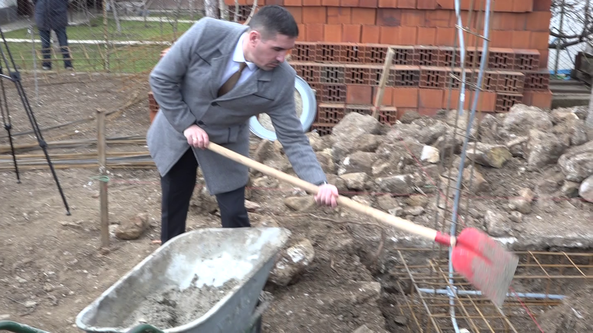 Gračanica: Položen kamen temeljac za novu kuću porodici Đorđević