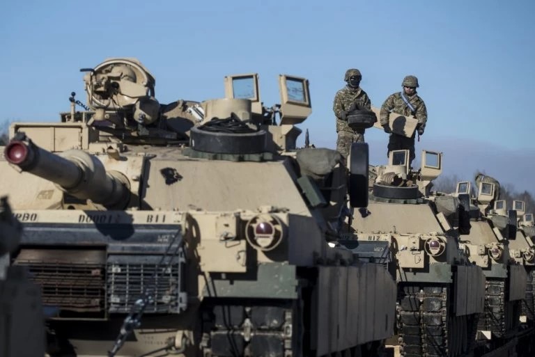 Članice NATO-a se dogovorile da ne šalju tenkove Ukrajini?