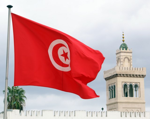 Tunis bira predsednika