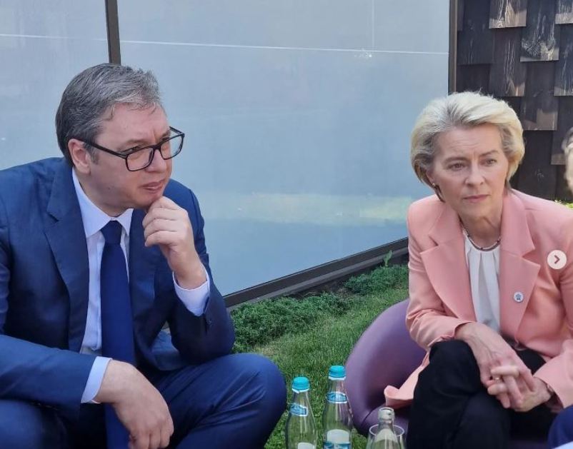 Vučić sa Fon der Lajen: Delimo posvećenost zajedničkoj budućnosti, miru i stabilnosti