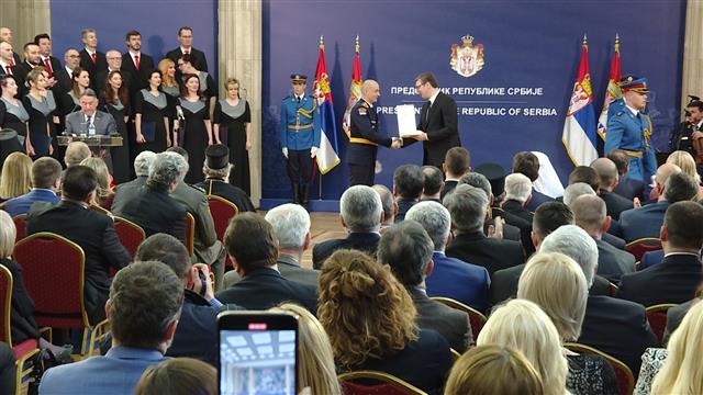 Vučić: Srbija raste i osvaja nove vrednosti