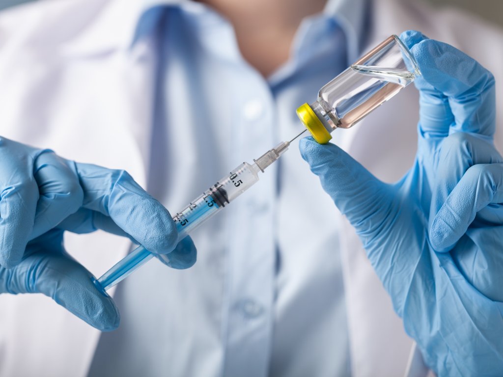 Sazdanović: Obaveza lekara da preporuče vakcinu, van radnog mesta mogu da imaju svoje mišljenje