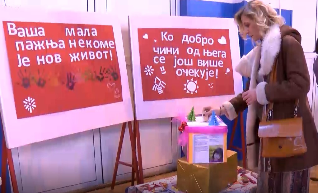 Humanitarni bazar u OŠ “Sveti Sava”: Samo za Anđelijine oči