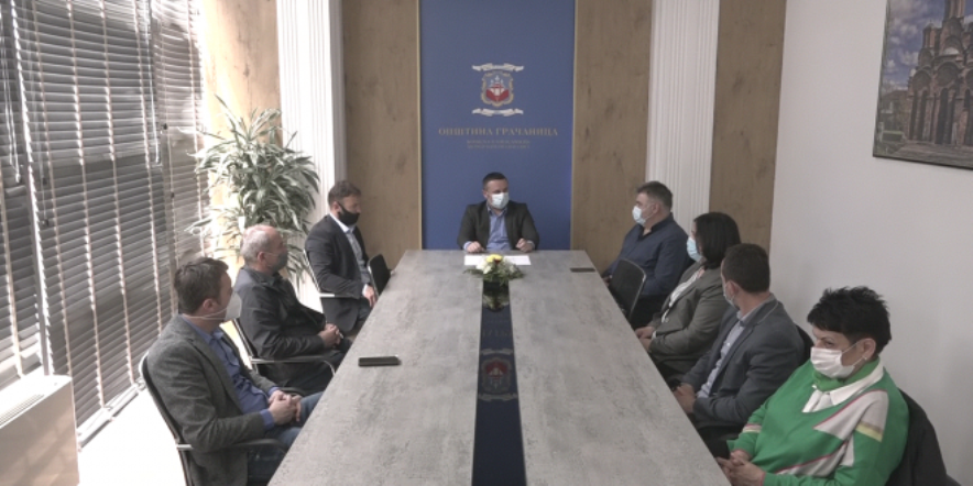 Sastanak direktora zdravstvenih ustanova sa predsednikom opštine Gračanica Srđanom Popovićem