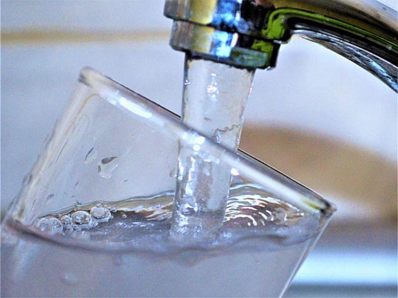Hamza: Voda za piće u Mitrovici, Srbici i Zvečanu potpuno ispravna, nema razloga za brigu