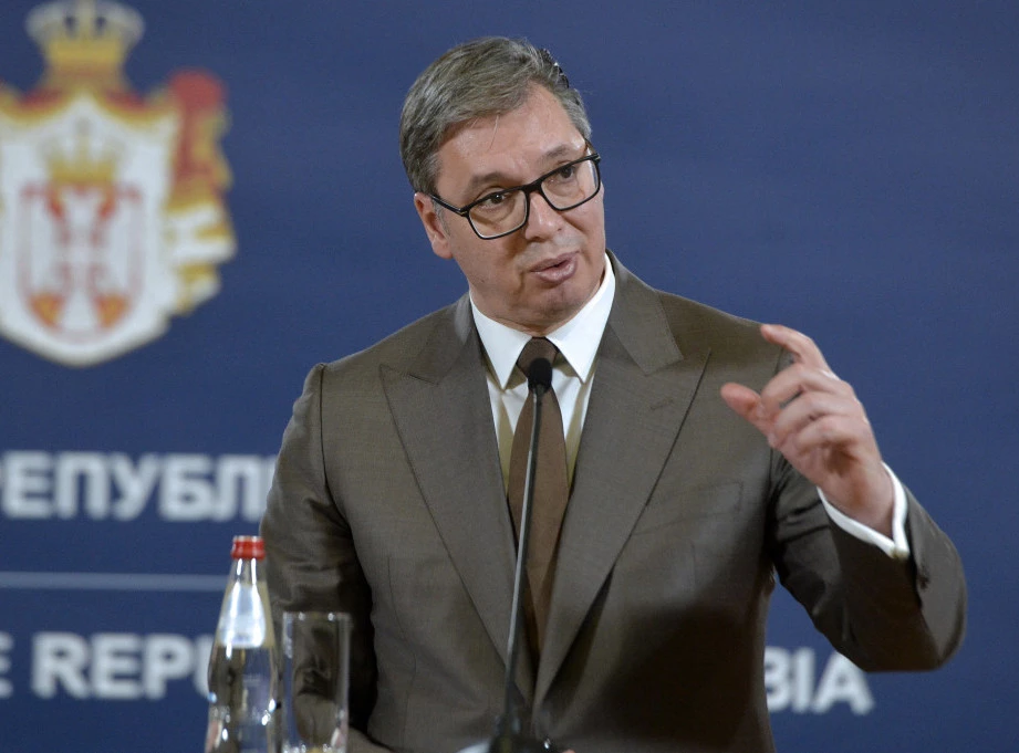 Vučić: Finasijska moć jedne države u tome da može da pomogne svojim građanima