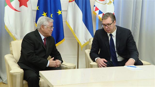 Vučić zahvalio ambasadoru Alžira na principijelnom stavu te zemlje po pitanju KiM
