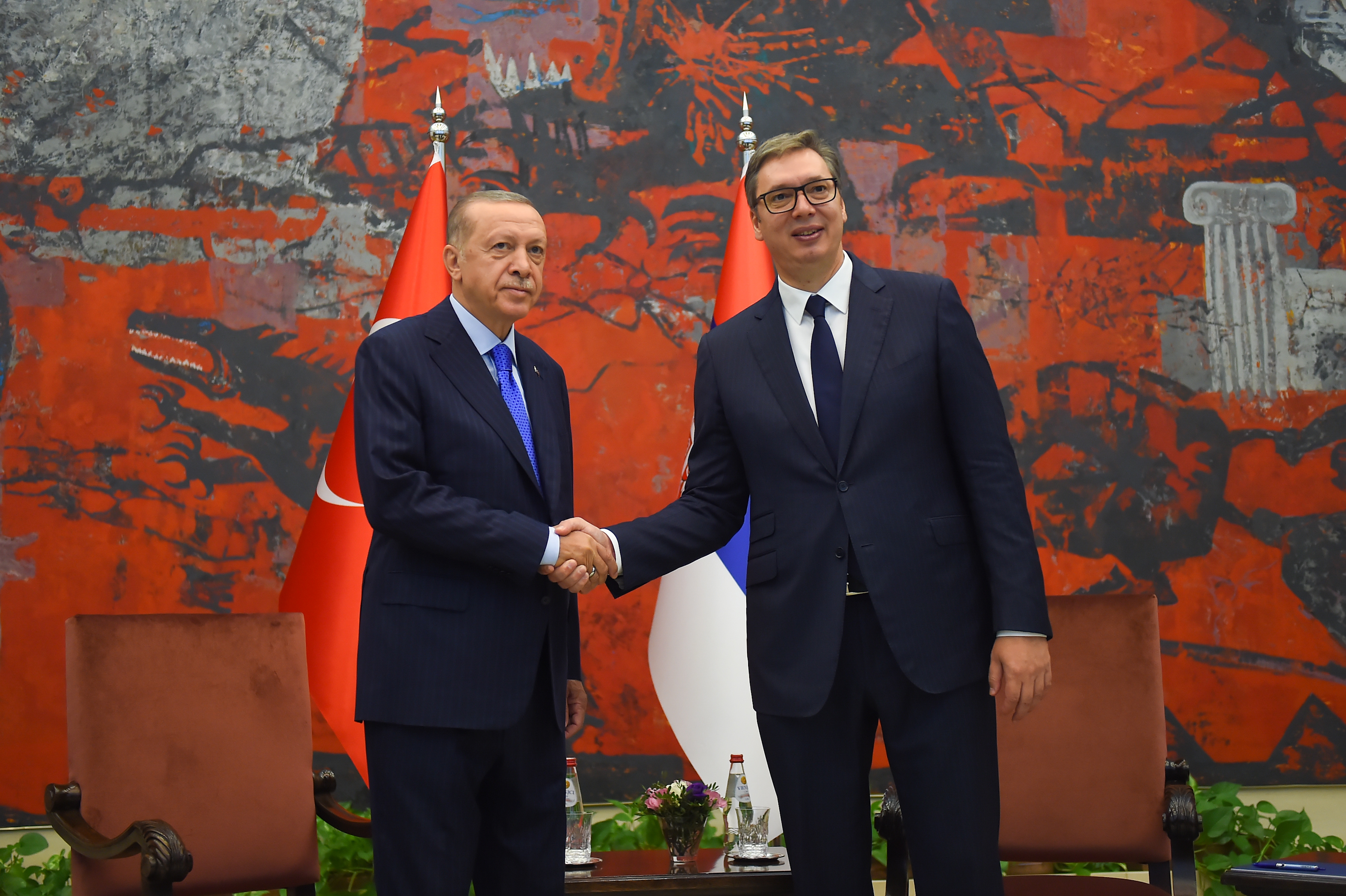 Vučić zamolio Erdogana da iskoristi uticaj kako bi opstao mir u regionu