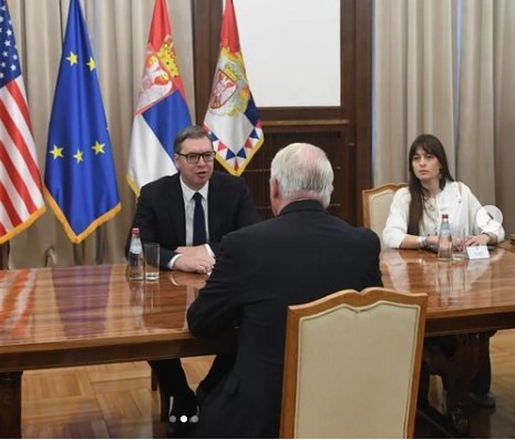 Vučić sutra sa ambasadorom SAD Kristoferom Hilom
