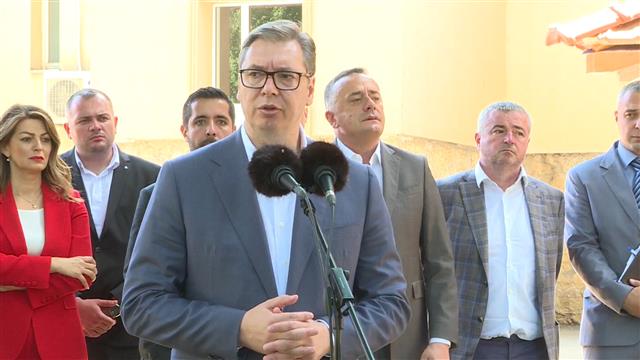 Vučić: Na zahtev iz Rezolucije odgovaramo  pristojno - nećemo 