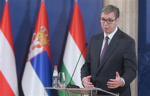 Vučić: Srbija se dobro pripremila za zimu, gas nas spasava 