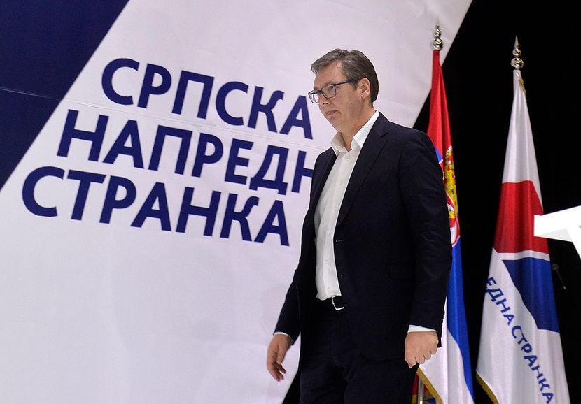 U toku sednica Predsedništva SNS, predsedava Vučić