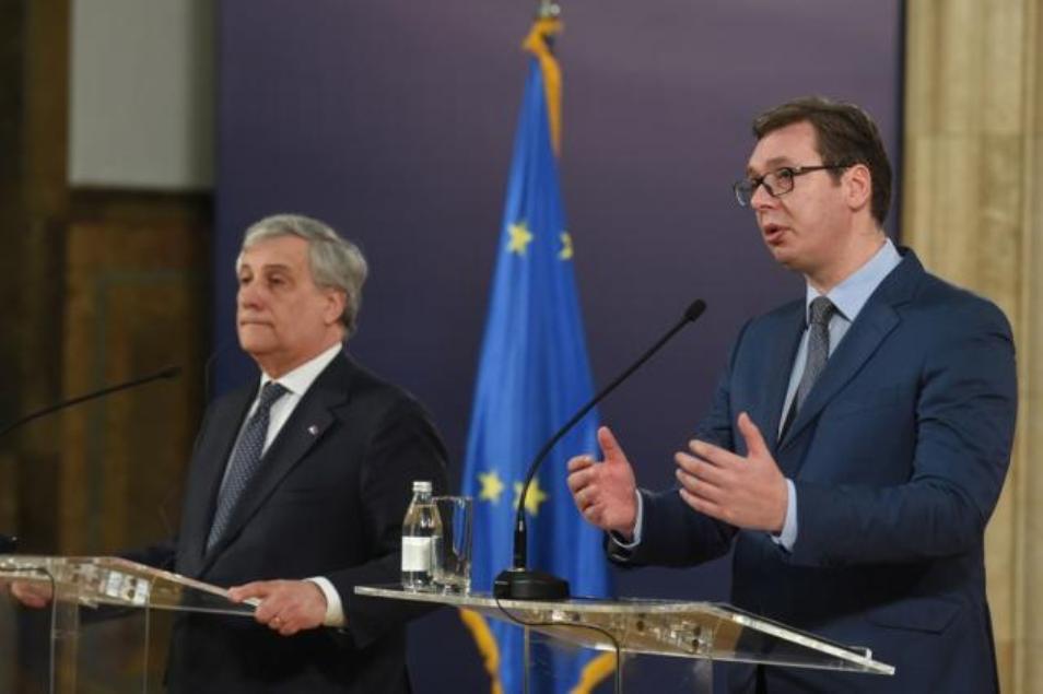 Sastali se Vučić i Tajani