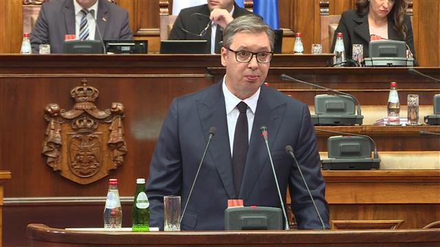 Vučić: Nikad bolje i stabilnije javne finansije nismo imali 