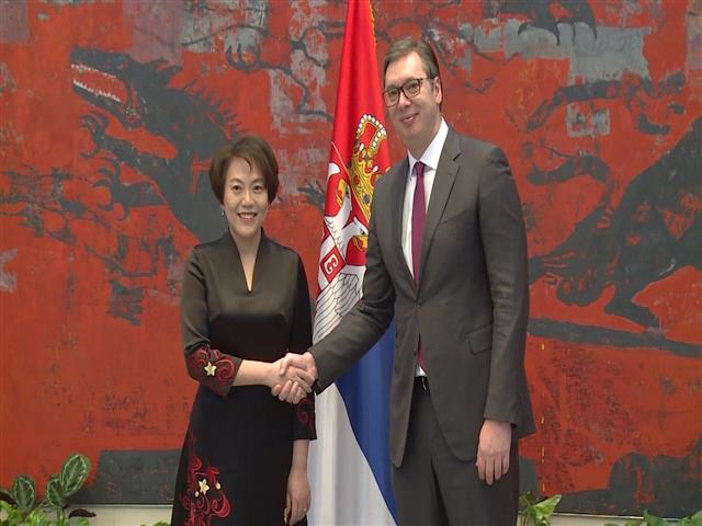 Vučić poželeo dobrodošlicu novoj ambasadorki Kine u Srbiji 