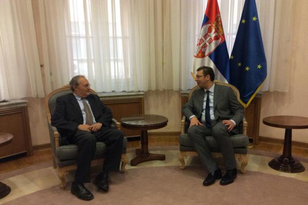 Vučić sutra sa direktorom centra 