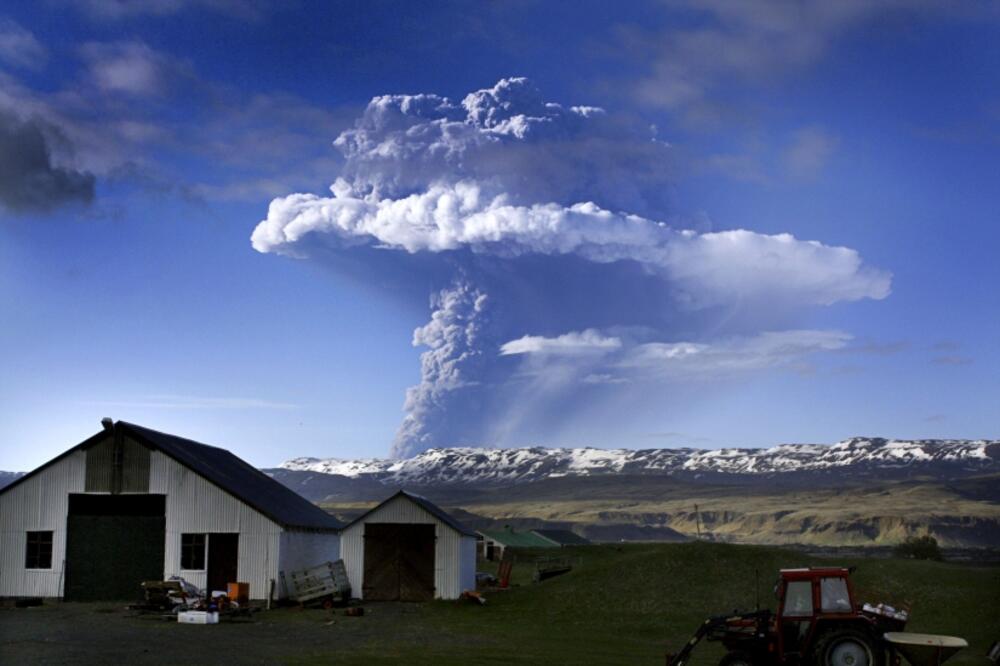 Island:Podignut nivo pretnje od erupcije vulkana Grimsvotn