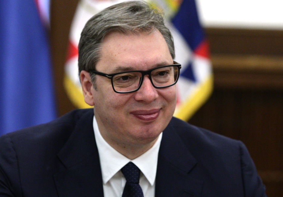 Predsednik Vučić čestitao Osmi mart: Vi ste stub porodice i države!